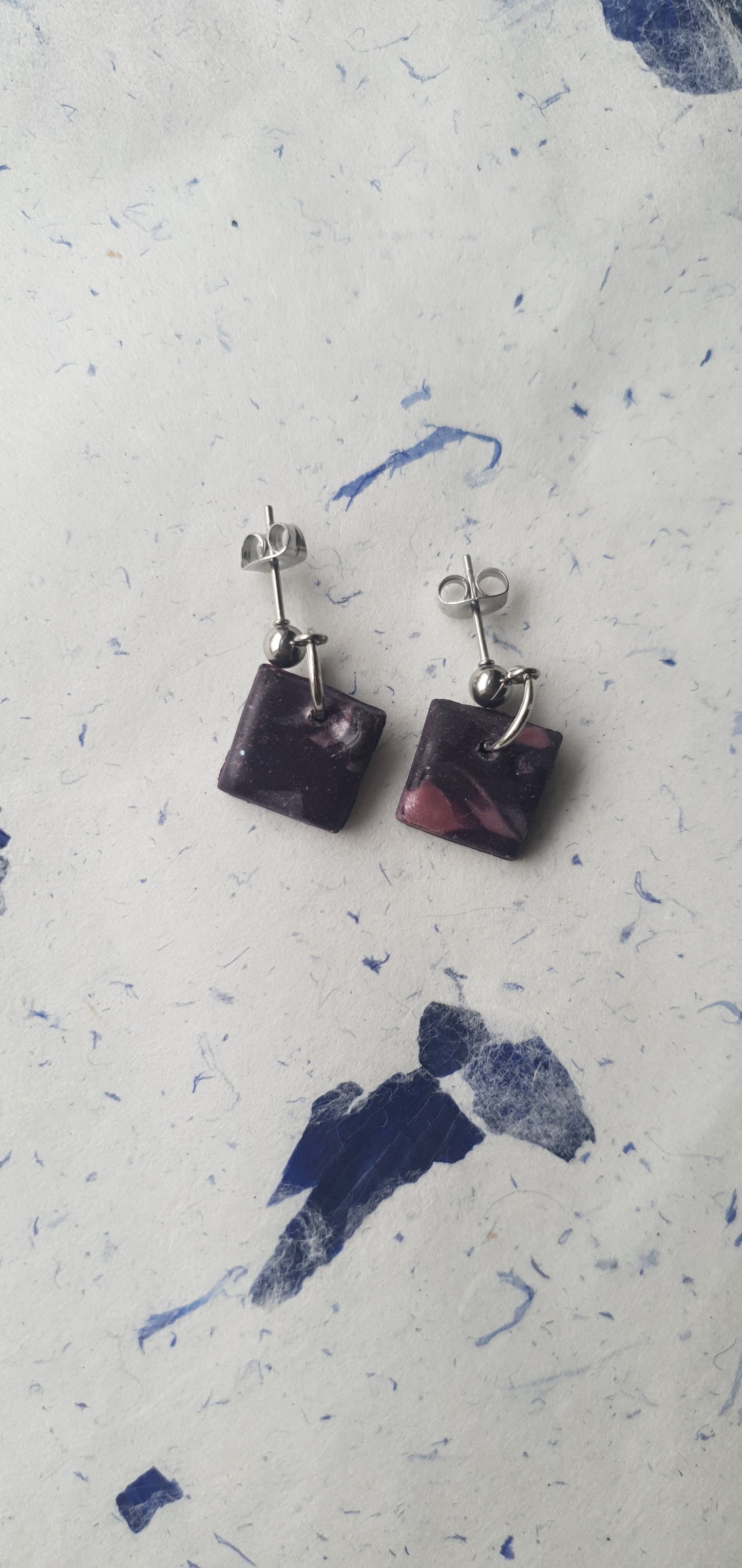 Boucles d’oreilles prune 2