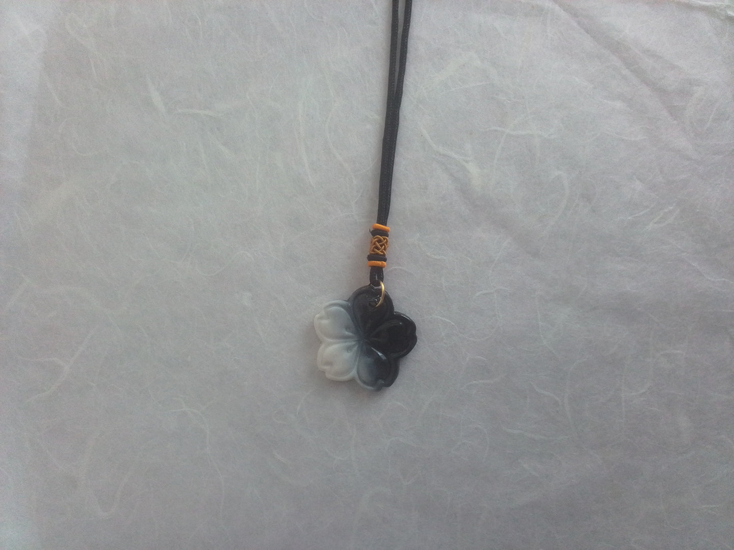 PENDENTIF HIPPIE 1