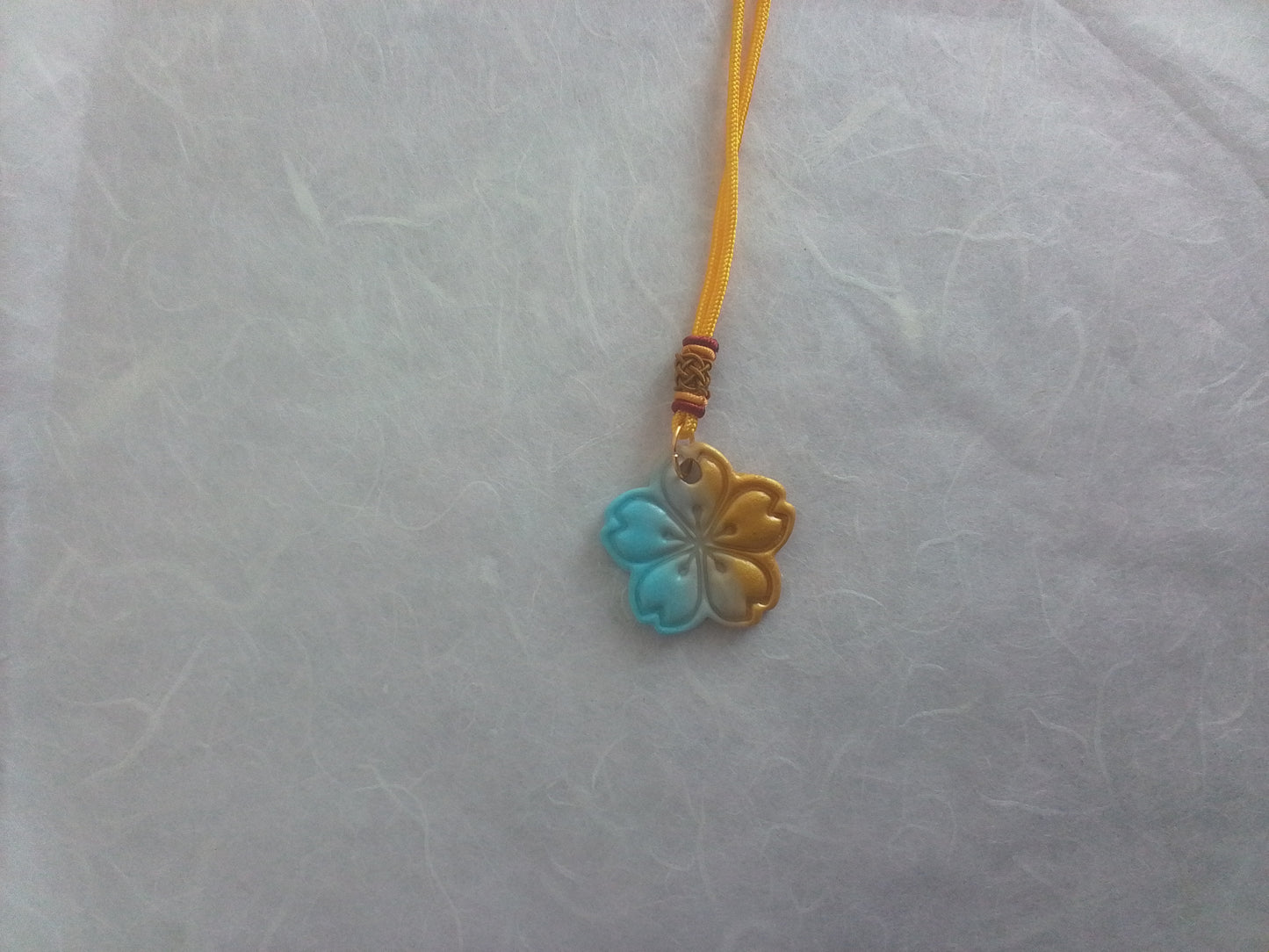 PENDENTIF HIPPIE 4