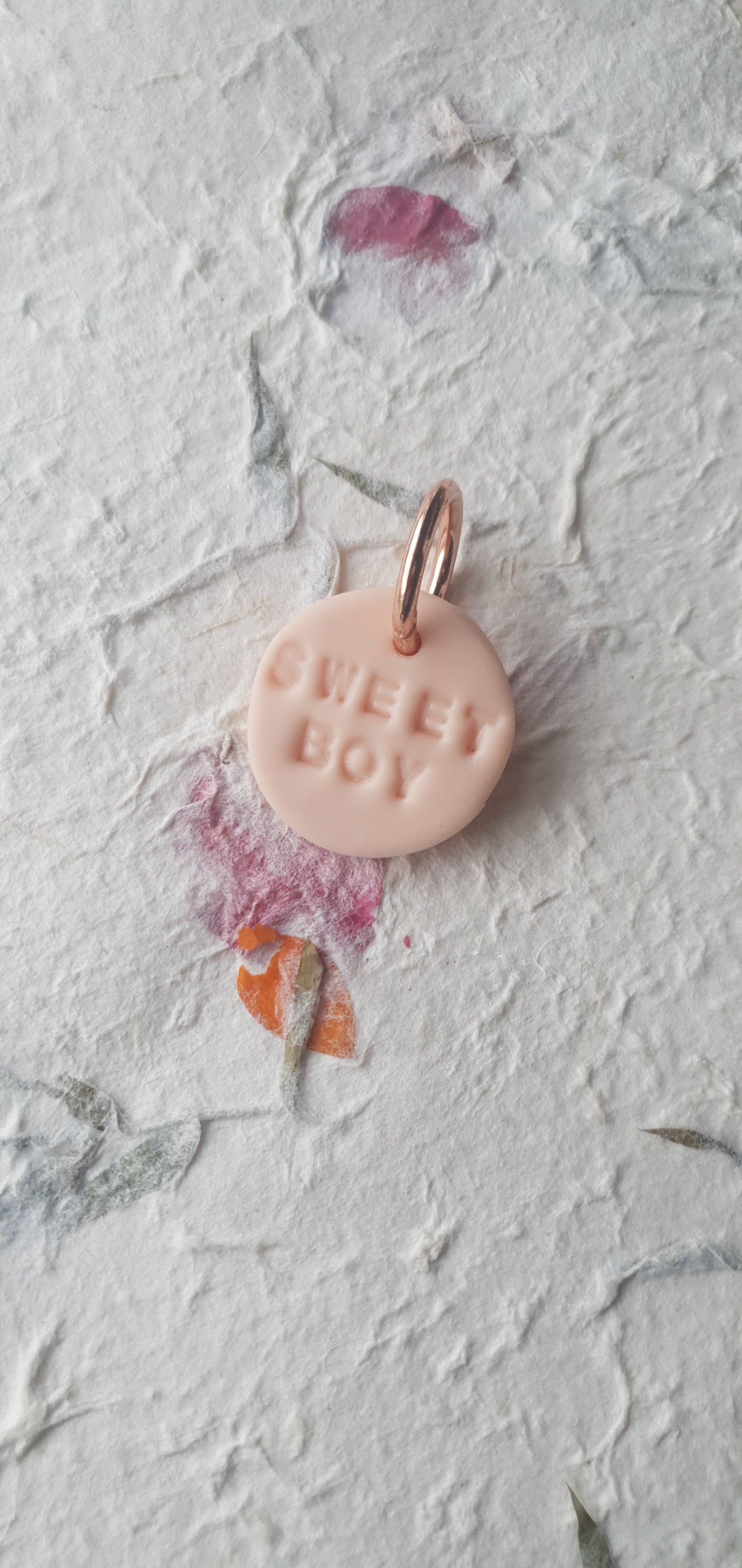 Médaille rose tendre  pour chien
