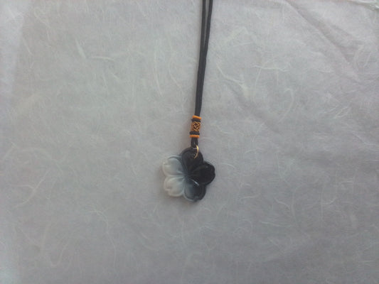 PENDENTIF HIPPIE 1